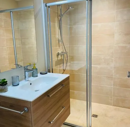 La Regate Avec Jaccuzi A 50 M Du Centre Historique